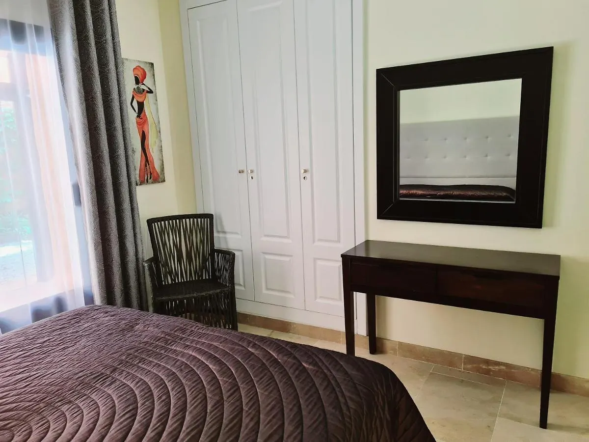 Superb 2-Bed Apartment In Duquesa Manilva